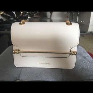 Beautiful Vanilla/Navy Leather Bag